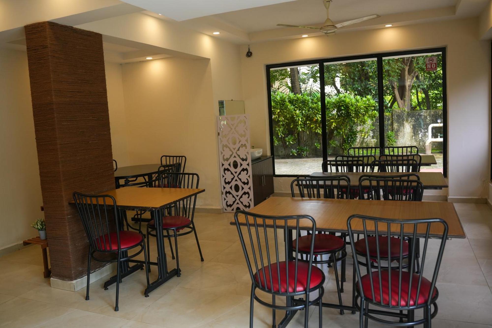 Relax Holiday Home,Margao Railway Station 외부 사진